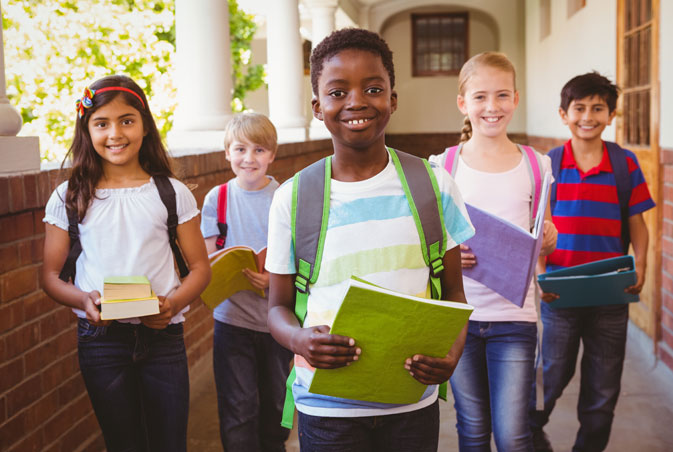 Florida students with backpacks before school